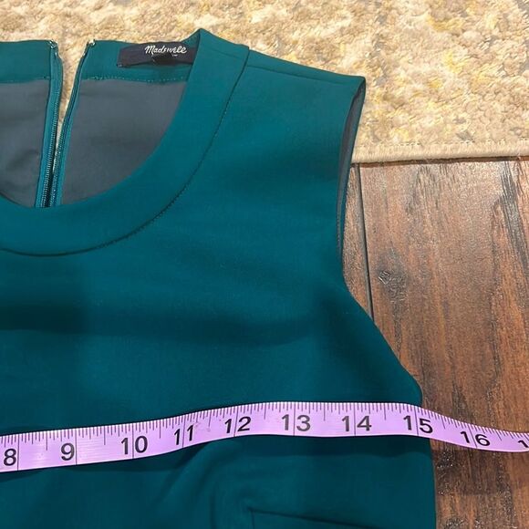 Madewell Anywhere Fit and Flare Green Dress size 2 in EUC perfect color for Xmas - Picture 5 of 7